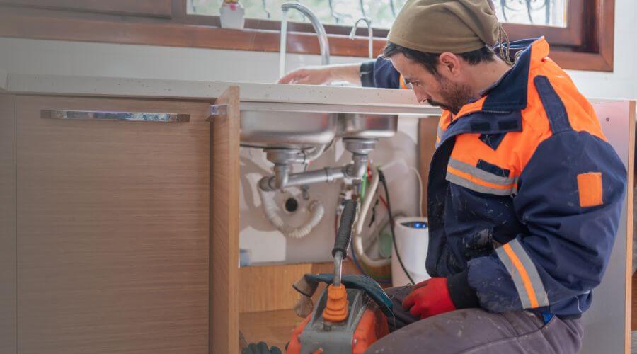 Local annual plumbing maintenance in Oviedo, FL